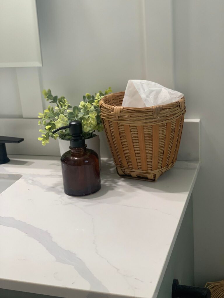 Cozy Minimalist Bathroom